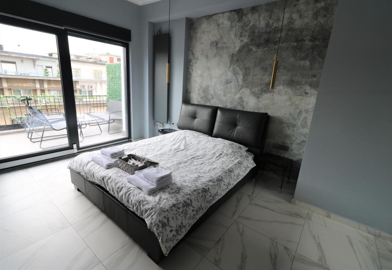 Deluxe Skyline Retreat Studio - Old Town בוקרשט מראה חיצוני תמונה