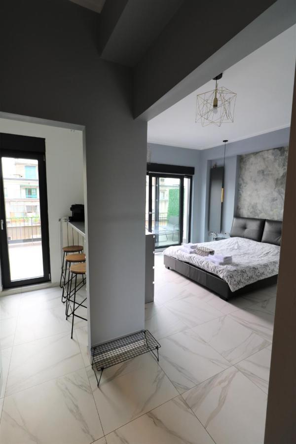 Deluxe Skyline Retreat Studio - Old Town בוקרשט מראה חיצוני תמונה