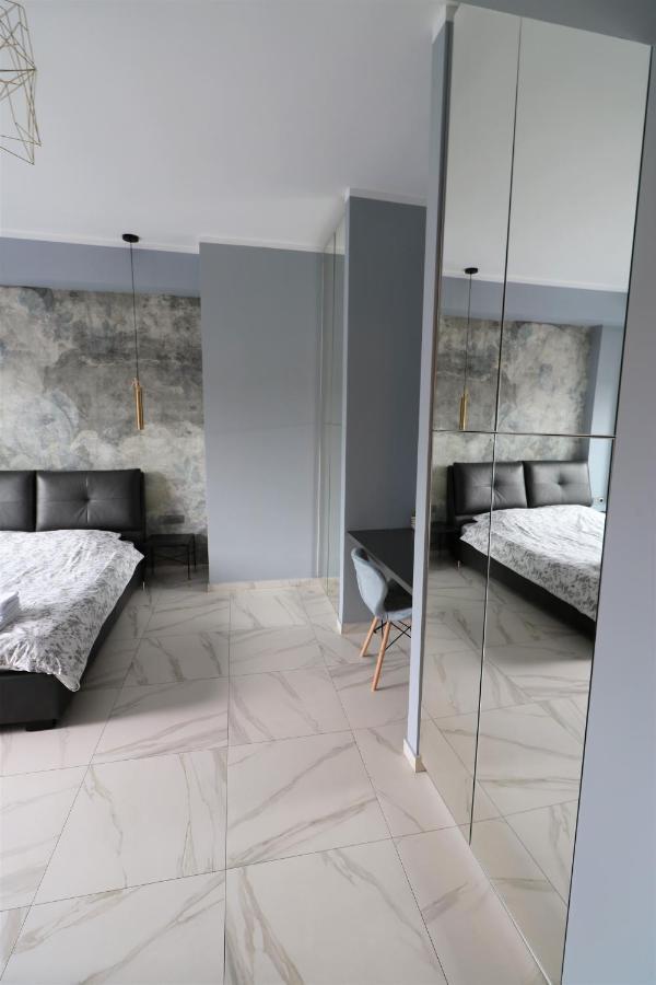 Deluxe Skyline Retreat Studio - Old Town בוקרשט מראה חיצוני תמונה